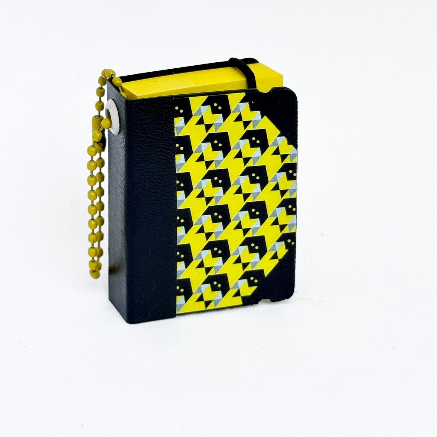 Estuche en forma de libro con Notas Adhesivas y Llavero de bolitas