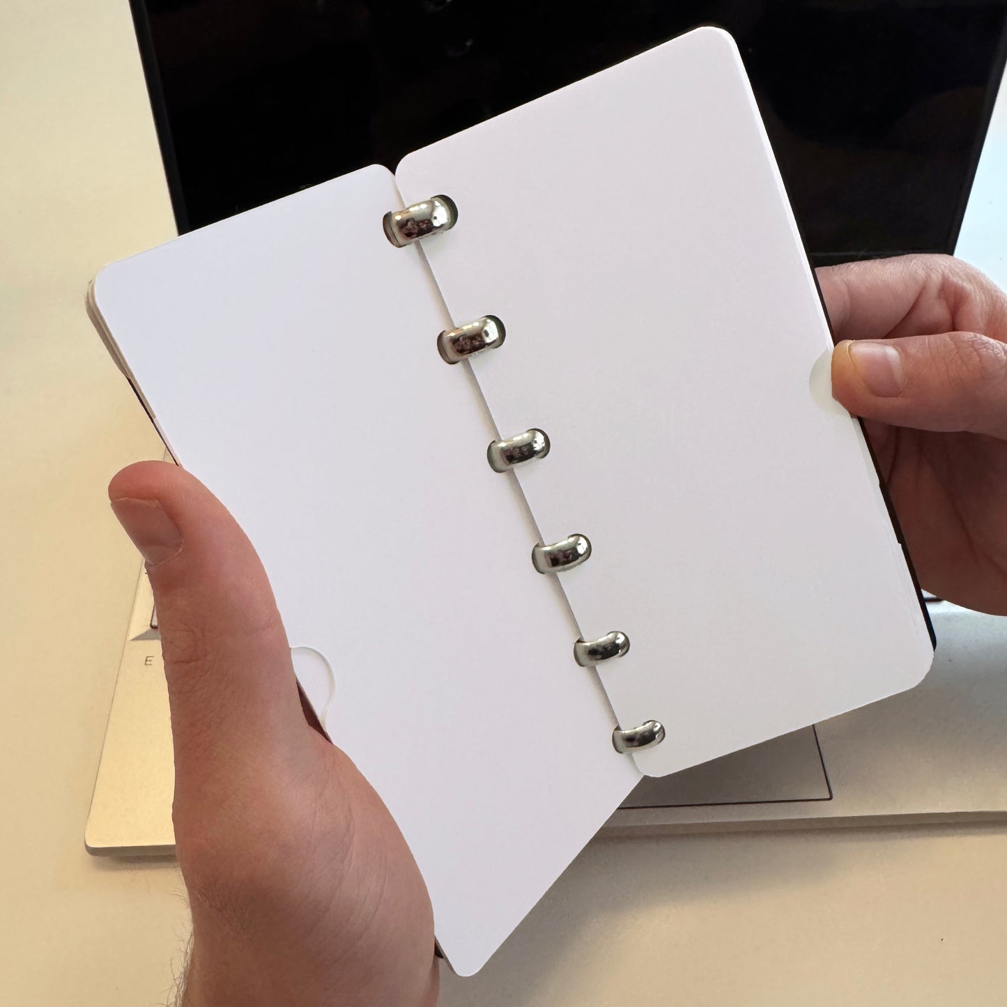 Ultimate Luxury Pocket Notebook + Frixion Clicker (Bundle) 24 hojas